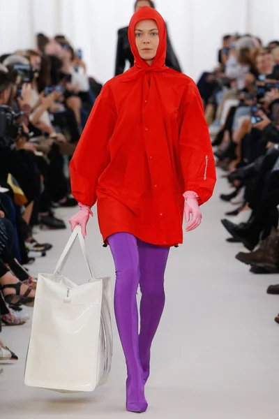 Look 43